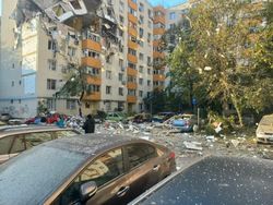 Breaking News Explozie puternică la un bloc din București în această dimineață: Sunt mai multe victime printre care două persoane decedate. A fost activat Planul Roșu de intervenție Breaking News Explozie puternică la un bloc din București în această dimineață: Sunt mai multe victime printre care două persoane decedate. A fost activat Planul Roșu de intervenție